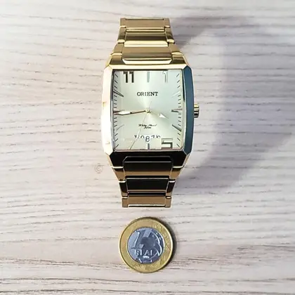 Relógio Orient Masculino Analógico Dourado Quadrado GGSS1007 C2KX