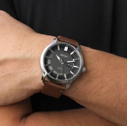 Imagem de Relogio Orient Masculino prata calendario pulseira de couro marrom MBSC1039 G1NX