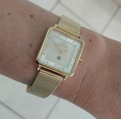 Imagem de Relogio Technos feminino dourado pequeno quadrado Slim vidro Safira cravejado strass sofisticado luxo GL22AL/1D