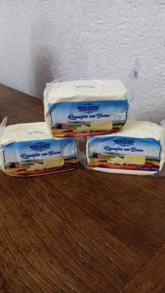 Imagem de Requeijão em barra Bom fazenda  peso liquido 500g 