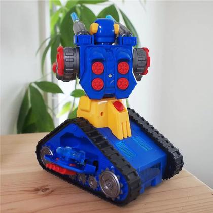 Imagem de Robô Guerreiro Tanque Brinquedo Som Luz Gira 360 Robo Combate
