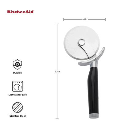 Imagem de Roda de pizza KitchenAid Classic de 9 polegadas com protetor de dedo preto