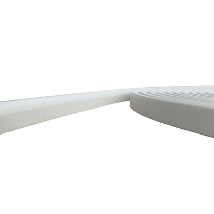 Imagem de Rodapé Eva Autocolante Flexível Cordão 2,5cmx1,5cm 10 Metros