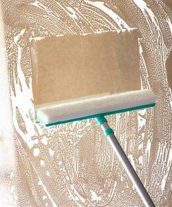 Imagem de Rodo limpa vidros c cabo extensor