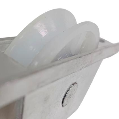 Imagem de Roldana de Nylon em V de 2.1/2" 60mm com Cavalete de Alumínio
