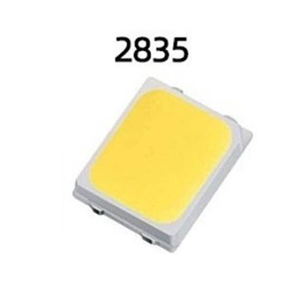 Imagem de Rolo de Fita Led Auto Adesiva para Móveis Armário Amarelo Quente 5m 12V 3000K TradeStar