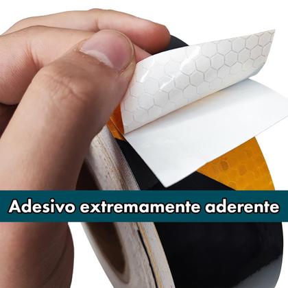 Imagem de Rolo Fita Adesiva Refletiva Zebrada Amarela Preta