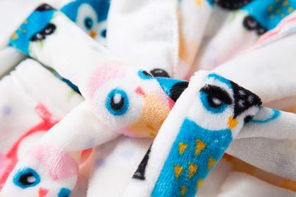 Imagem de Roupão de banho com capuz e lã de coral macio para meninos e meninas