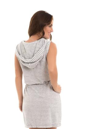 Imagem de Roupão Feminino com Zíper e Capuz - Ref 532