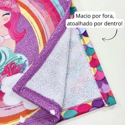 Imagem de Roupão Poncho Animado com Capuz