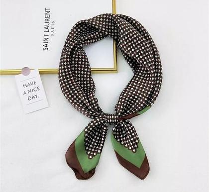 Imagem de S0117-Lenço Bandana Luxo Cintura Charme Cabelo Evento  4o1101