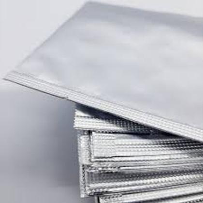 Imagem de Sachê aluminizado/fosco/transparene sem impressão 70x120 (200und.)