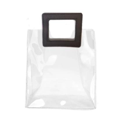 Imagem de Sacola Transparente PVC com Alça Quadrada de Couro Preta - 18x20x10 - 1 unidade - Rizzo