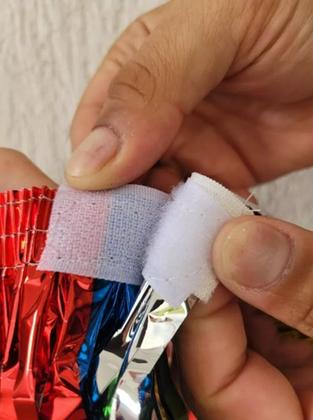 Imagem de Saia Fitilho Metalizado Prata Carnaval 40cm Elástico tiras autocolantes