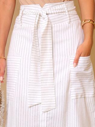 Imagem de Saia Midi Clássica Risca De Giz Em Linho Refinado