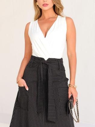 Imagem de Saia Midi Clássica Risca De Giz Em Linho Refinado