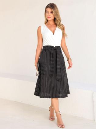 Imagem de Saia Midi Clássica Risca De Giz Em Linho Refinado