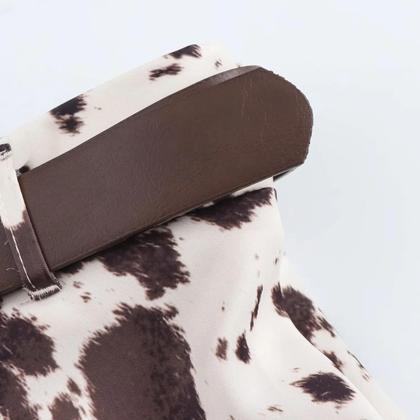 Imagem de Saia Midi Feminina De Cintura Alta Com Cinto Em Cores Contrastantes E Estampa Em Cetim Texturizado