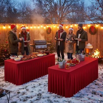 Imagem de Saias de mesa HolidayIdeas Red Spandex, pacote com 2 para mesas de 6 pés