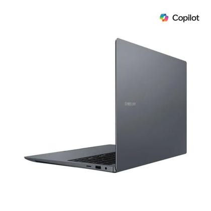 Imagem de Samsung Galaxy Book4 Ultra Intel Core Ultra 7 155H, Windows 11 Home, 32GB, 1TB SSD, 16'' WQXGA+ AMOLED 2x, 1.86 kg*