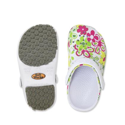 Imagem de Sandália Babuche Estampado Soft Mania com Tira Detalhe Perfuros e Sola Borracha