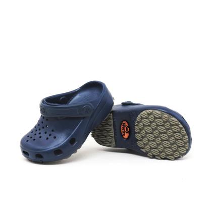 Imagem de Sandália Babuche Liso Soft Mania com Tira Detalhe Perfuros e Sola Atiderrapante