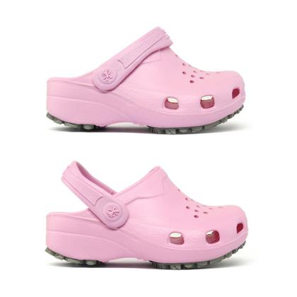 Imagem de Sandália Babuche Liso Soft Mania com Tira Detalhe Perfuros e Sola Atiderrapante