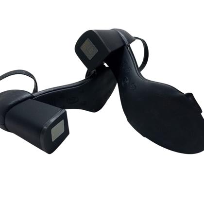 Imagem de Sandalia Bottero Em Couro Com Salto Grosso Super Confortavel