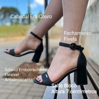 Imagem de Sandalia Bottero Em Couro Com Salto Grosso Super Confortavel