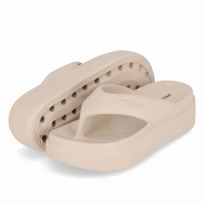 Imagem de Sandália chinelo de dedo piccadilly feminino c2460032 mashmallow leve