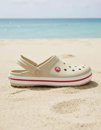 Imagem de Sandália Clog Crocs Crocband Bege