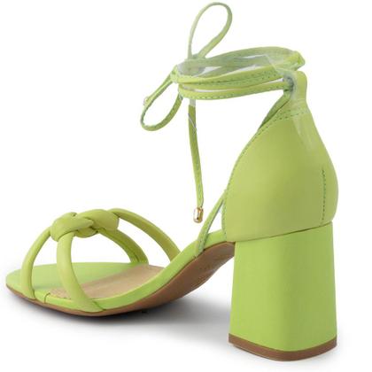 Imagem de Sandália feminina bottero 341802 em couro salto bloco 7 cm verde limone