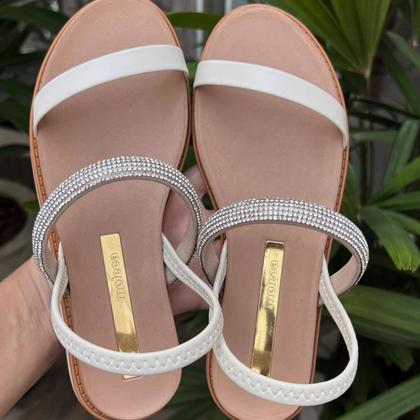 Imagem de Sandália Feminina Rasteira Flat Plana Tiras Brilhantes Moleca 5443.131.27887