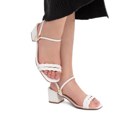 Imagem de Sandália Feminina Salto Bloco Tiras Trançadas Confortável