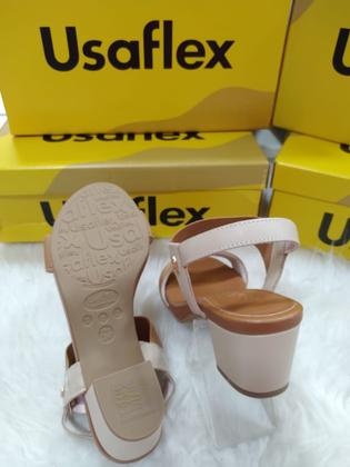 Imagem de Sandália Feminina Usaflex Salto Bloco em Couro com Elástico Y8204