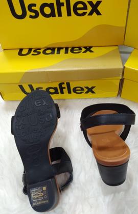 Imagem de Sandália Feminina Usaflex Salto Bloco em Couro com Elástico Y8204