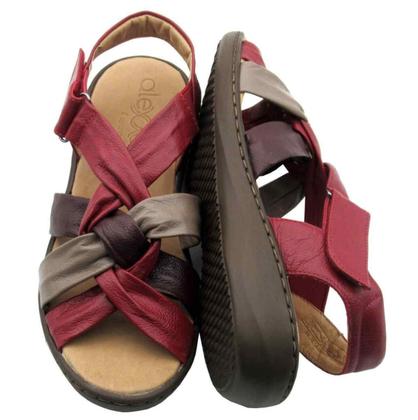 Sandália Opananken Feminina de Couro Alexxa 63636 - Sandália