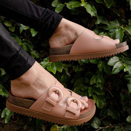 Imagem de Sandalia Papete Moleca Tratorada Feminino Confortável