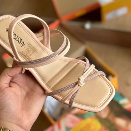 Imagem de Sandália Salto Grosso Com Strass Feminina Mississipi