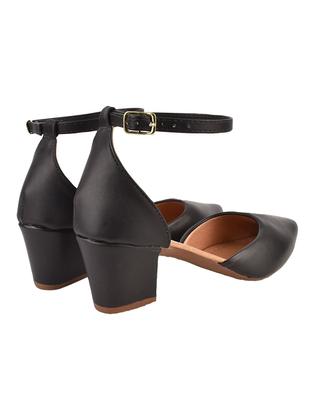 Imagem de Sandália Scarpin Preto Feminino Social Salto Quadrado Bico Fino
