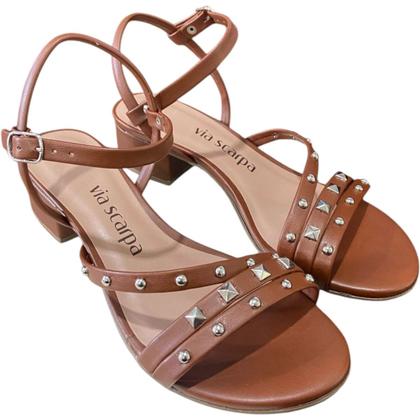 Imagem de Sandalia Via Scarpa Tira Spikes Salto Baixo Feminino