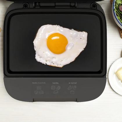 Imagem de Sanduicheira Grill 110V CADENCE SAN400 Preta Chapa MIsteira Tostex Omeleteira