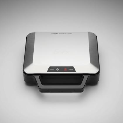 Imagem de Sanduicheira Inox Multiuso Oster Antiaderente 1000w 220v