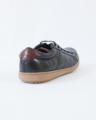 Imagem de Sapatênis perlatto couro preto solado pinhão