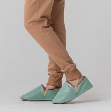 Imagem de Sapatilha feminina em couro Urupema forrada em lã natural Ref.:21804