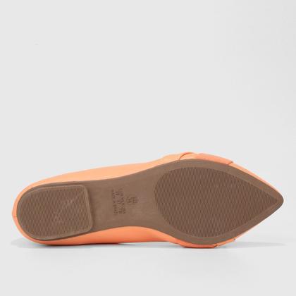 Imagem de Sapatilha Griffe Bico Fino Tachas Feminina