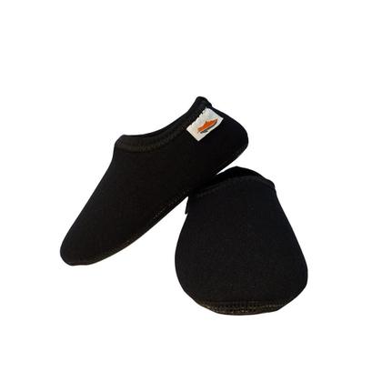 Imagem de Sapatilhas Infantis AKINO em Neoprene Preto com Solado Antiderrapante