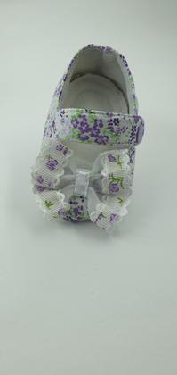 Imagem de Sapatinho De Tecido Estampado De Flores Para Bebê