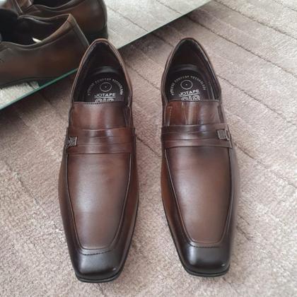 Imagem de Sapato com Salto Interno Jota Pe Marrom 79503