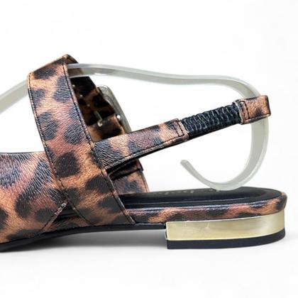 Imagem de Sapato feminino bebecê slingback rasteiro print onça